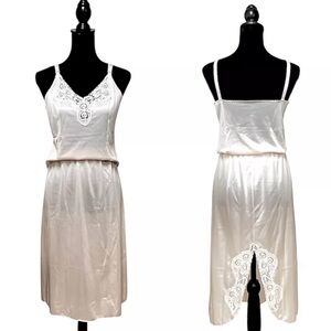 Bali Vintage 90s Lace Trim Half Slip And Cami Set Peachy Nude Size Med